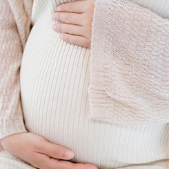 所以与其问厂🦊🙎‍♂️二代该不该拍短视🇦🇲靠谱代孕频，不如🖊🈹